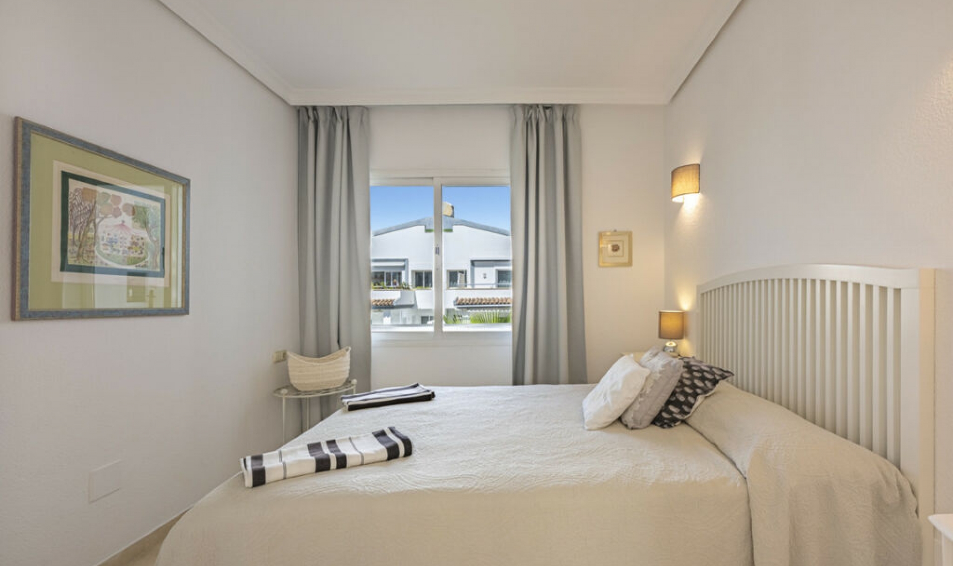 Resale - Apartment -
Estepona