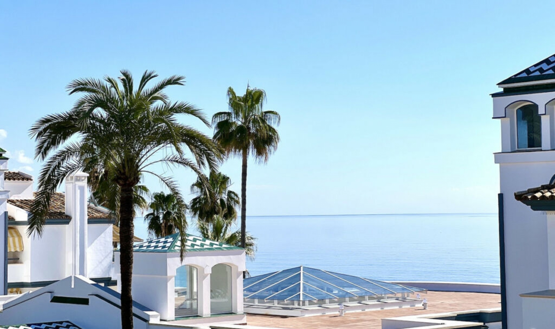 Resale - Apartment -
Estepona