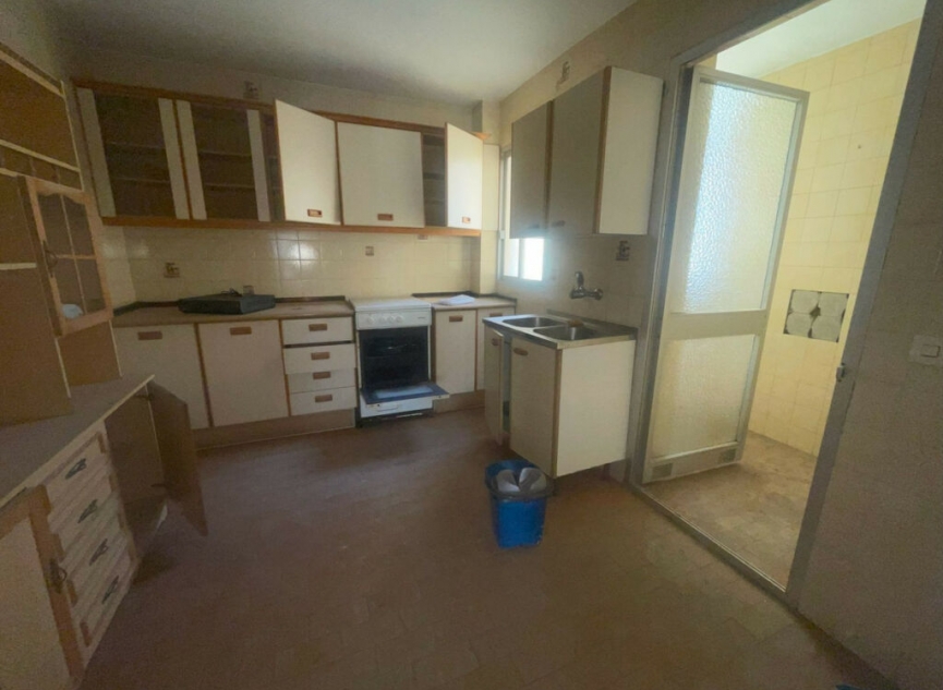 Resale - Apartment -
Estepona