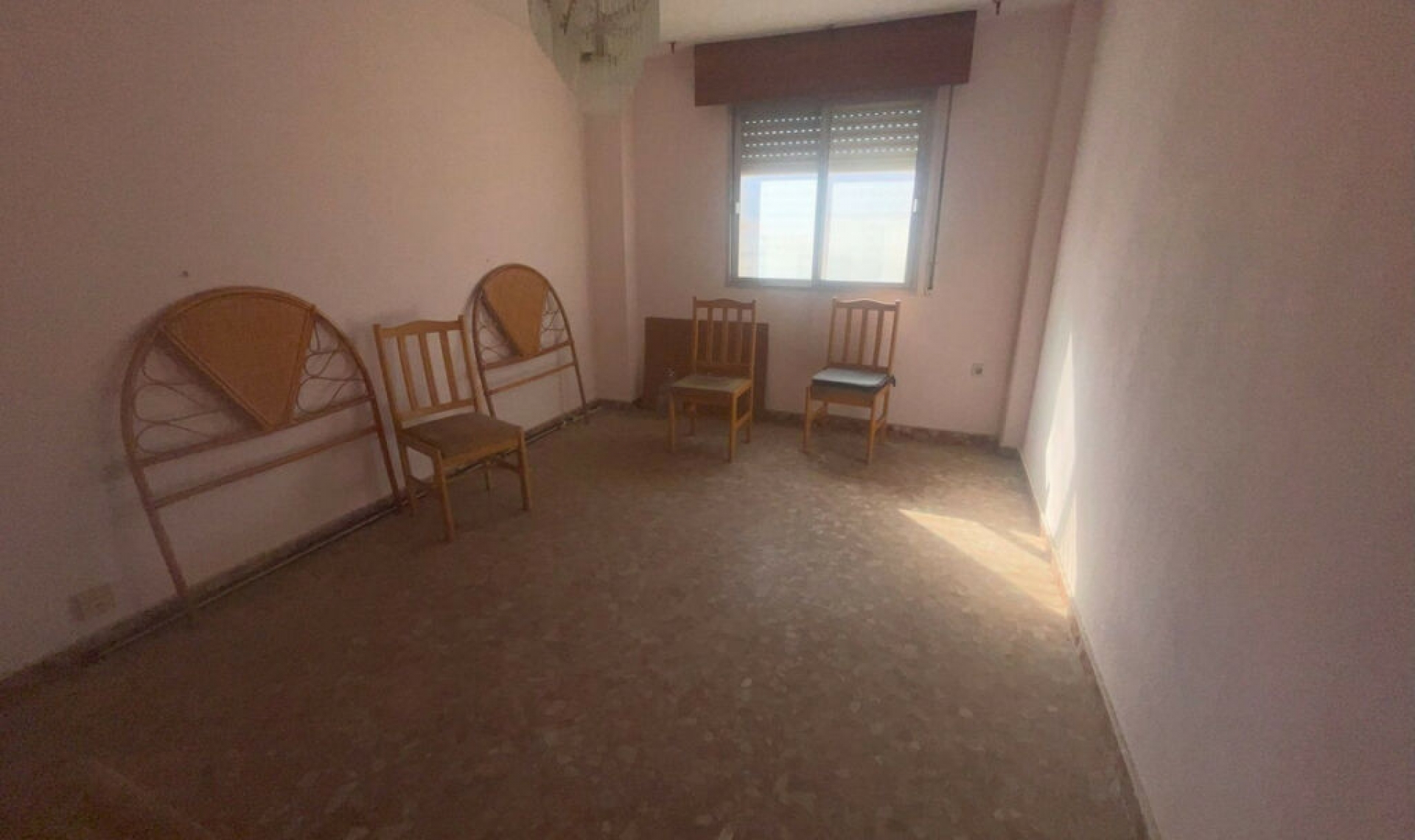 Resale - Apartment -
Estepona