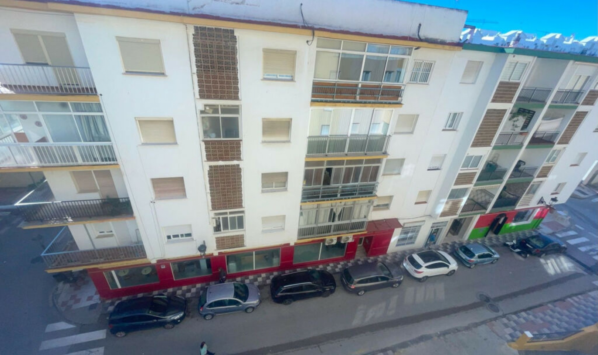 Resale - Apartment -
Estepona