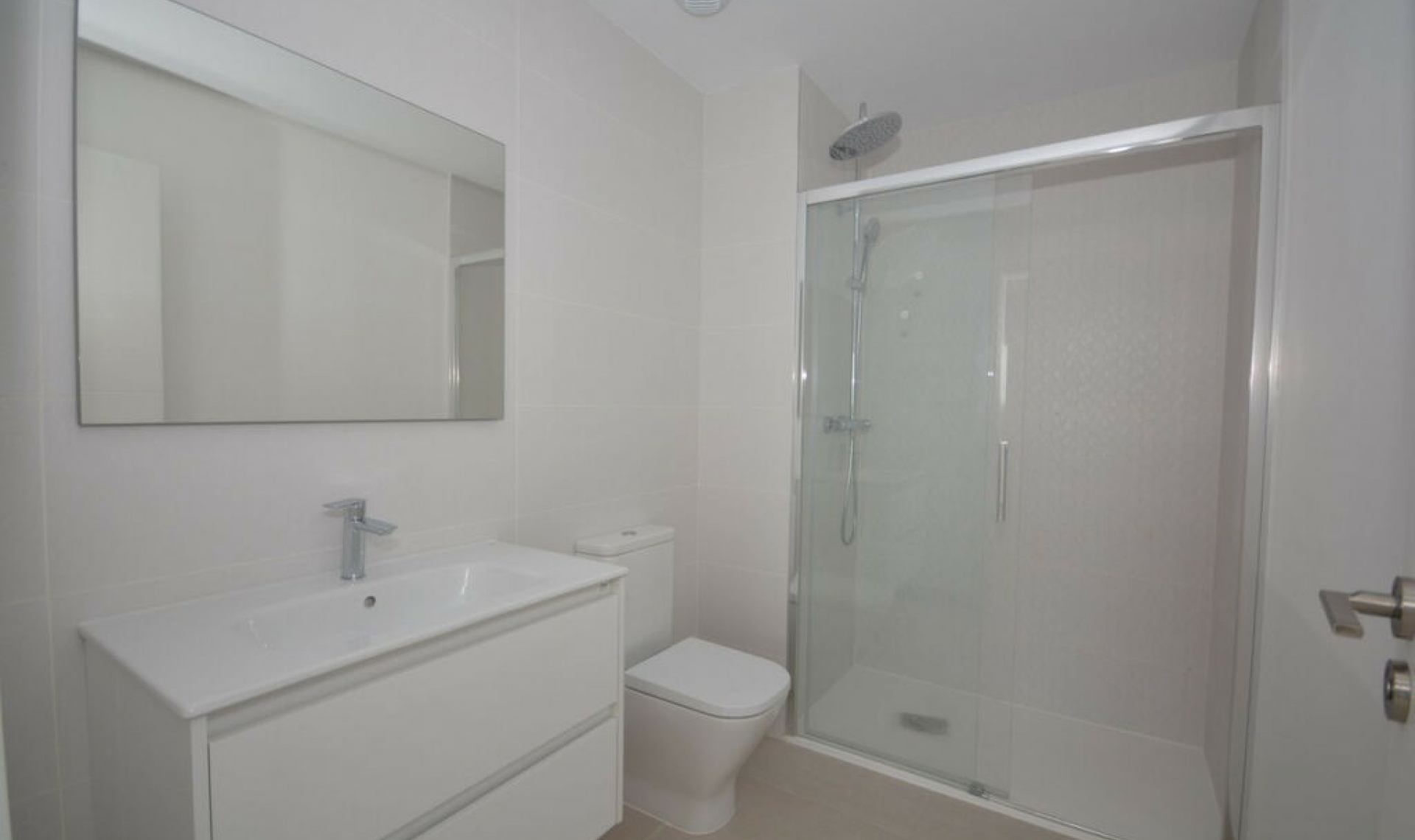 Resale - Apartment -
Estepona