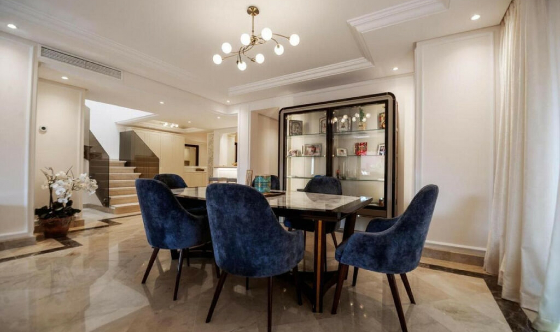 Resale - Apartment -
Estepona
