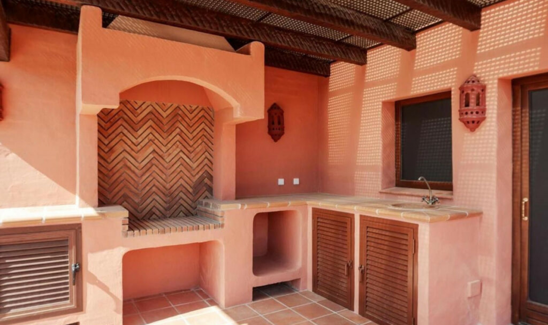 Resale - Apartment -
Estepona