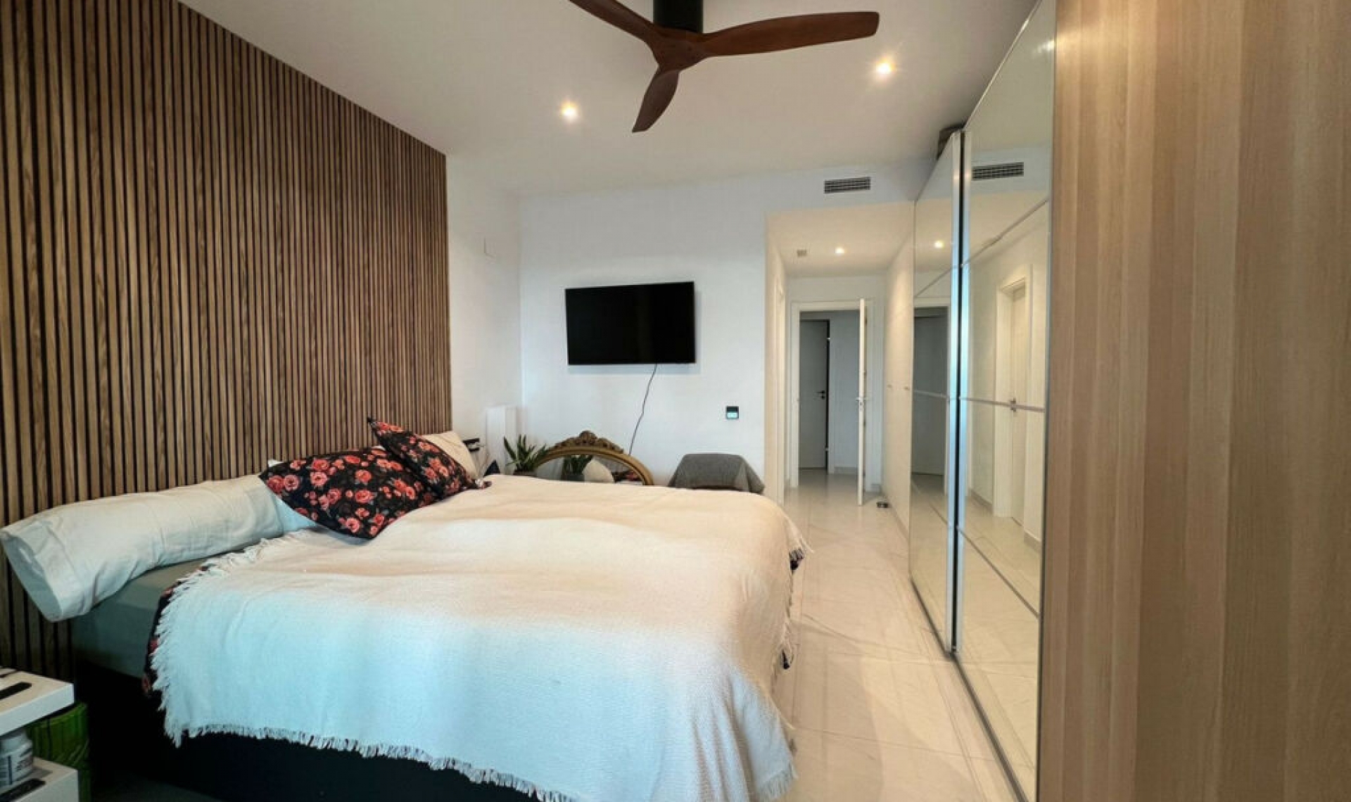 Resale - Apartment -
Estepona