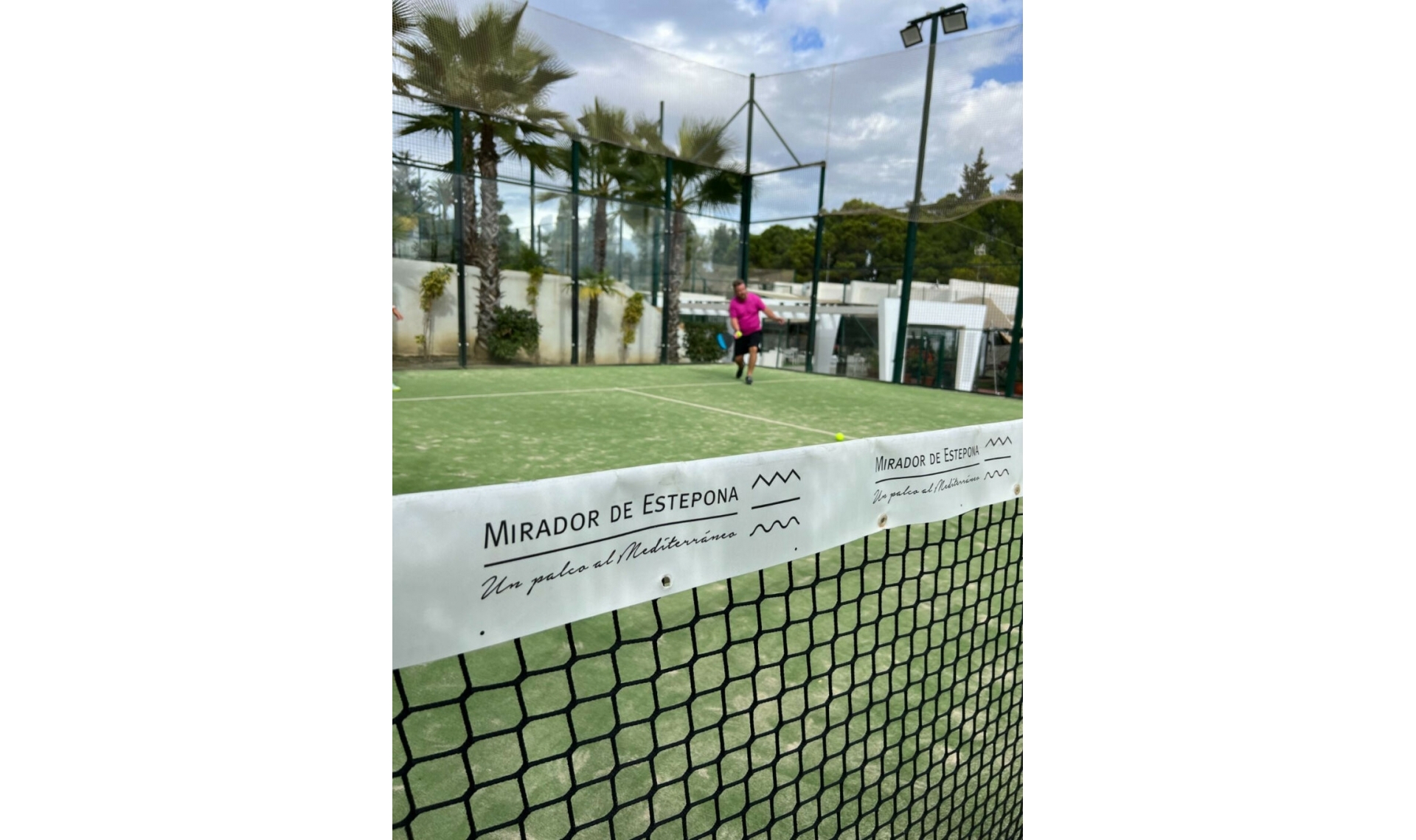 Resale - Apartment -
Estepona