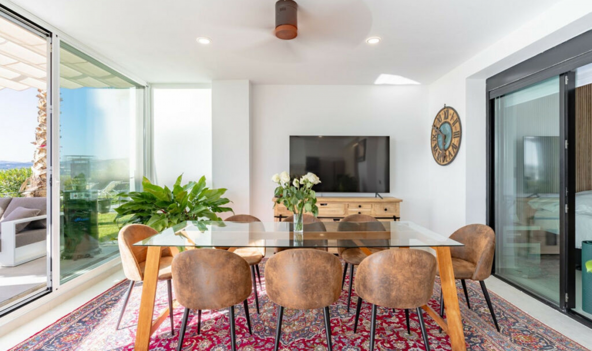 Resale - Apartment -
Estepona