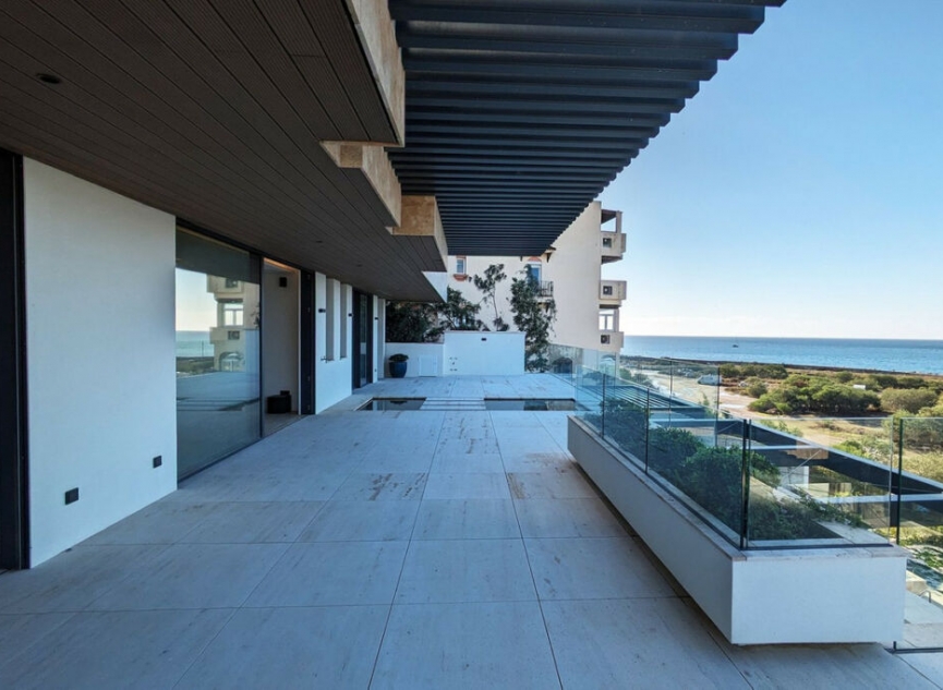 Resale - Apartment -
Estepona