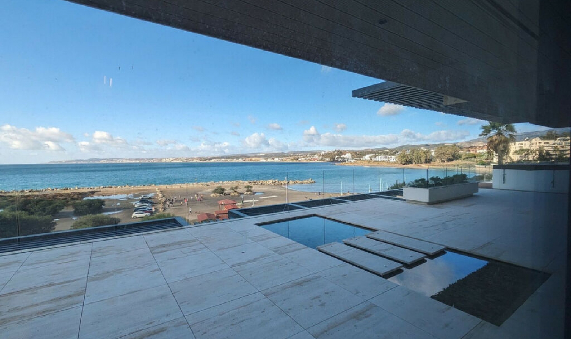 Resale - Apartment -
Estepona