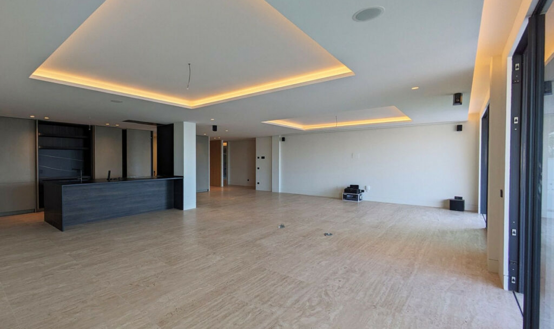 Resale - Apartment -
Estepona