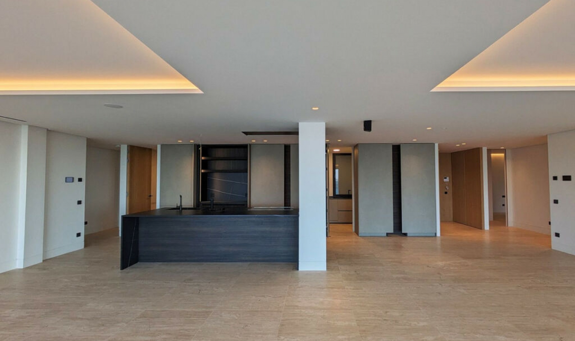 Resale - Apartment -
Estepona