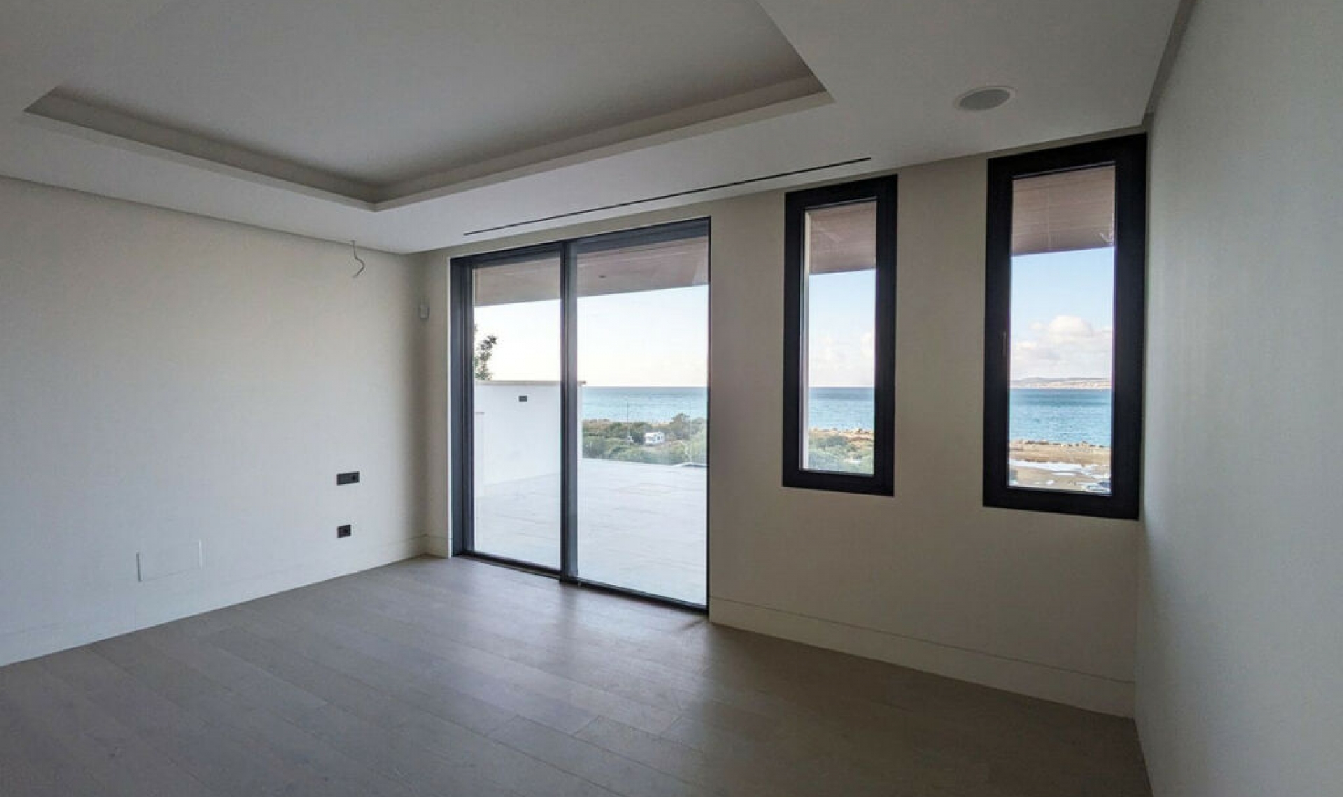 Resale - Apartment -
Estepona