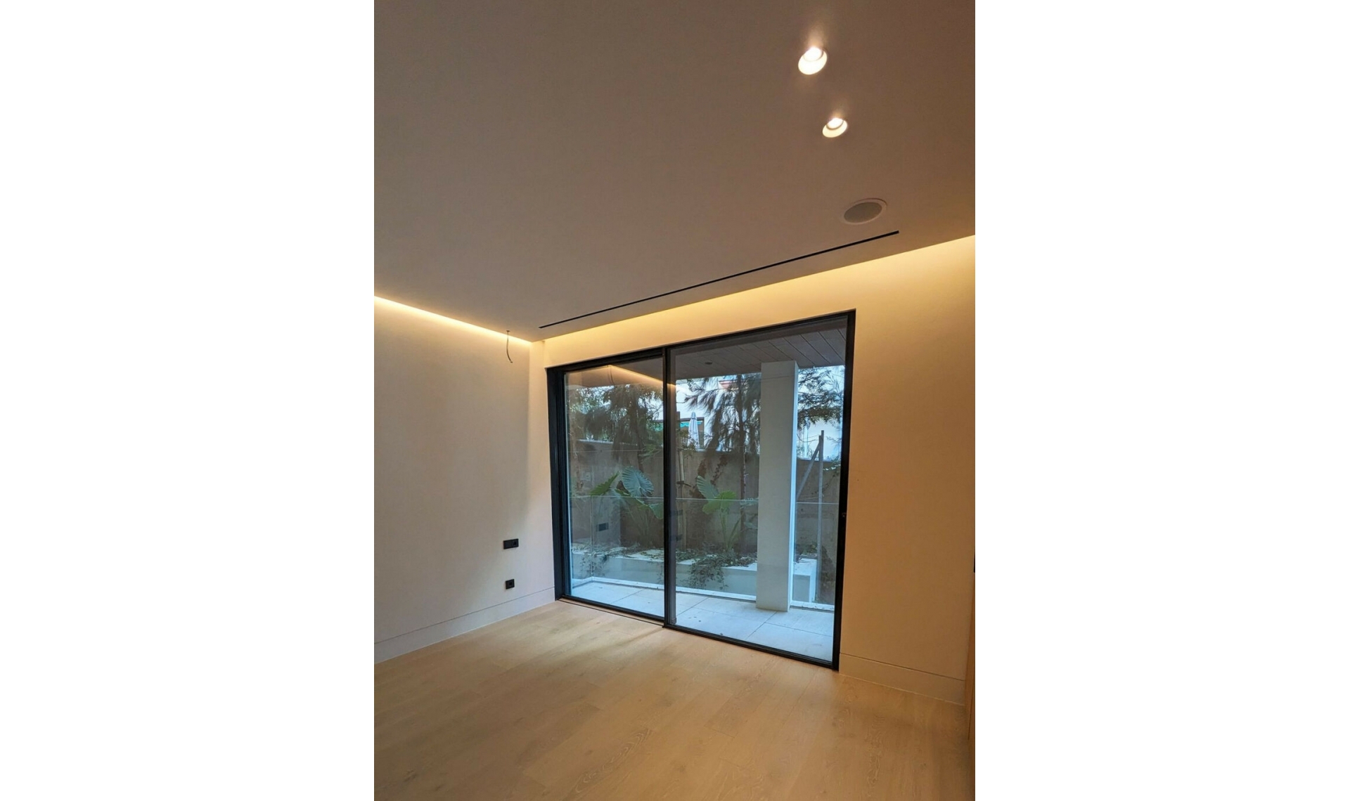 Resale - Apartment -
Estepona