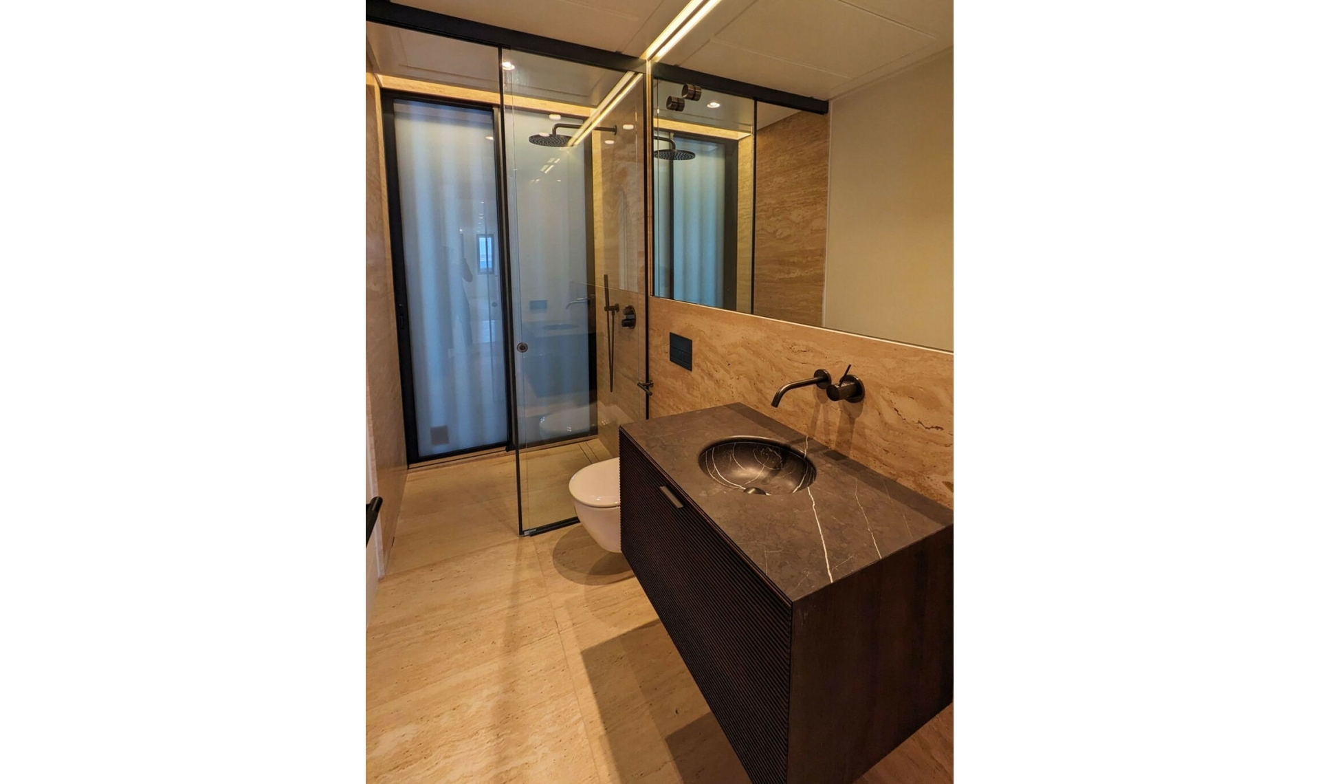 Resale - Apartment -
Estepona