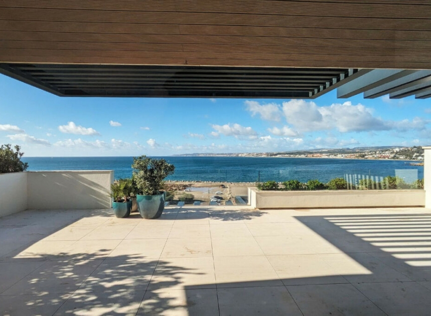 Resale - Apartment -
Estepona
