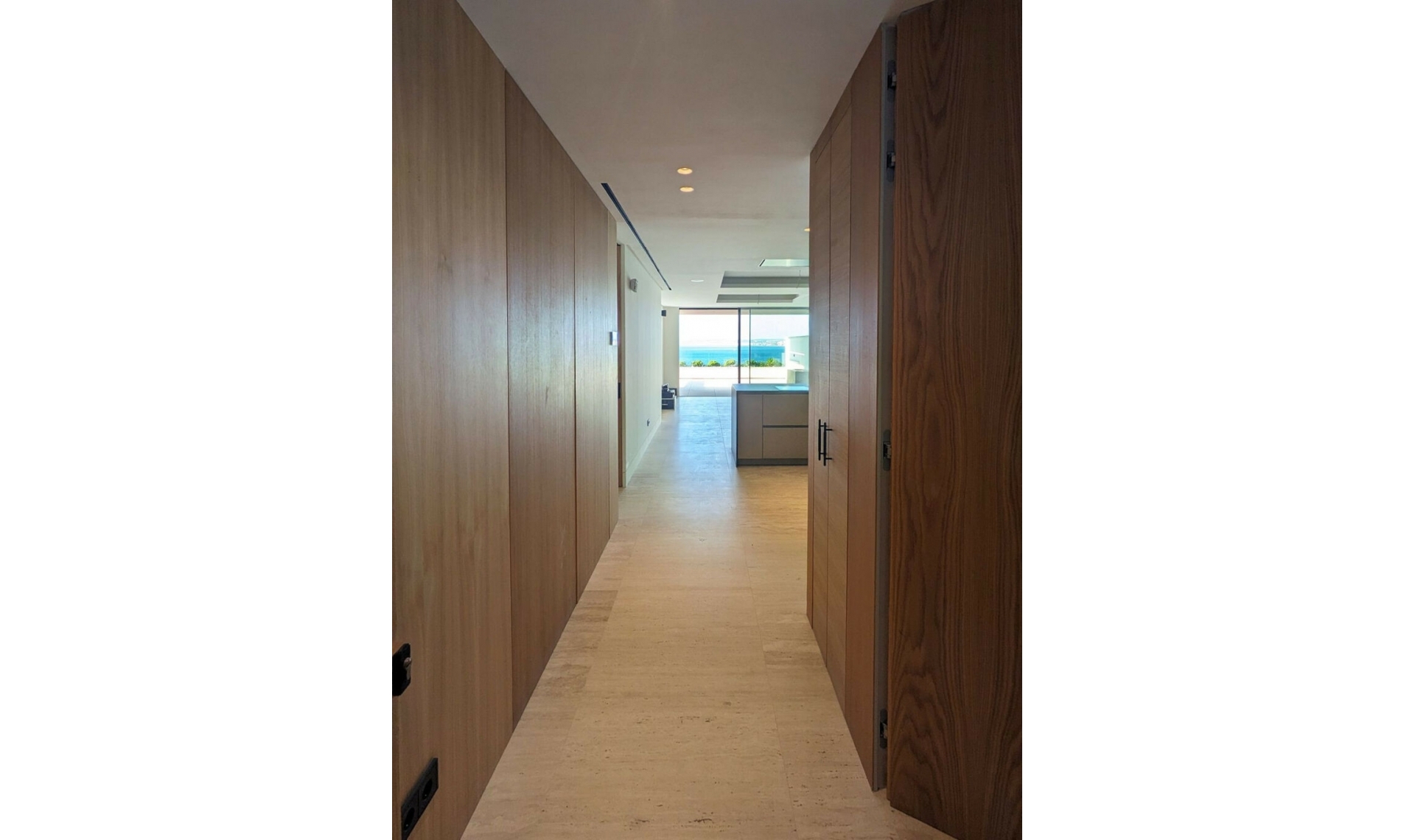 Resale - Apartment -
Estepona