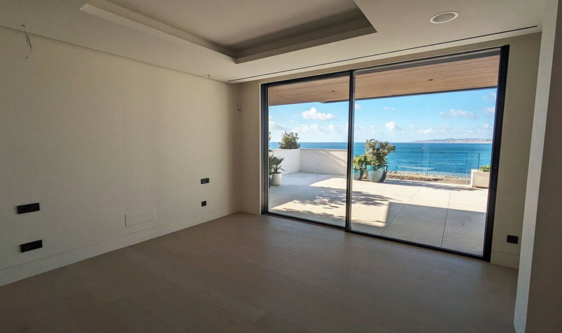Resale - Apartment -
Estepona