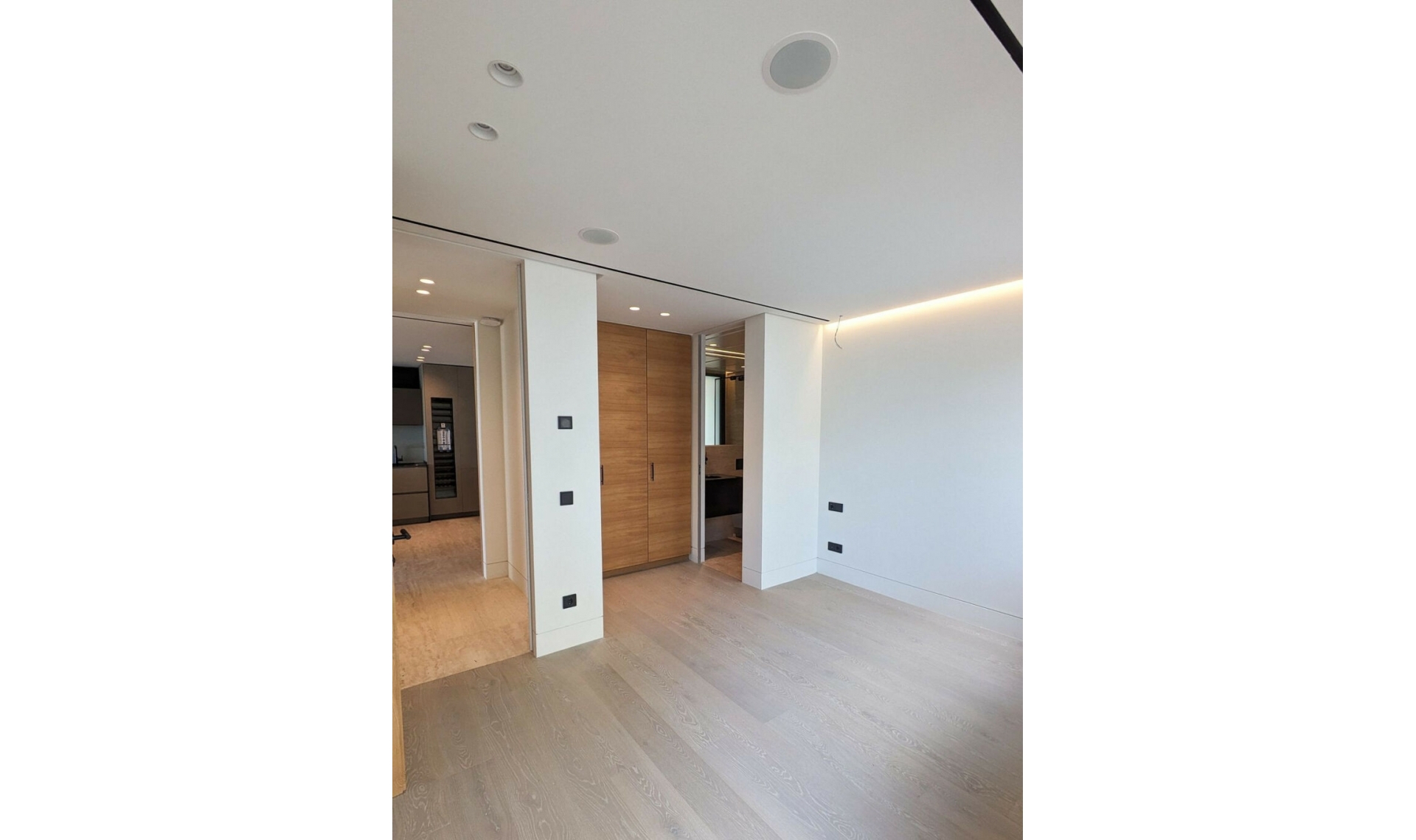 Resale - Apartment -
Estepona