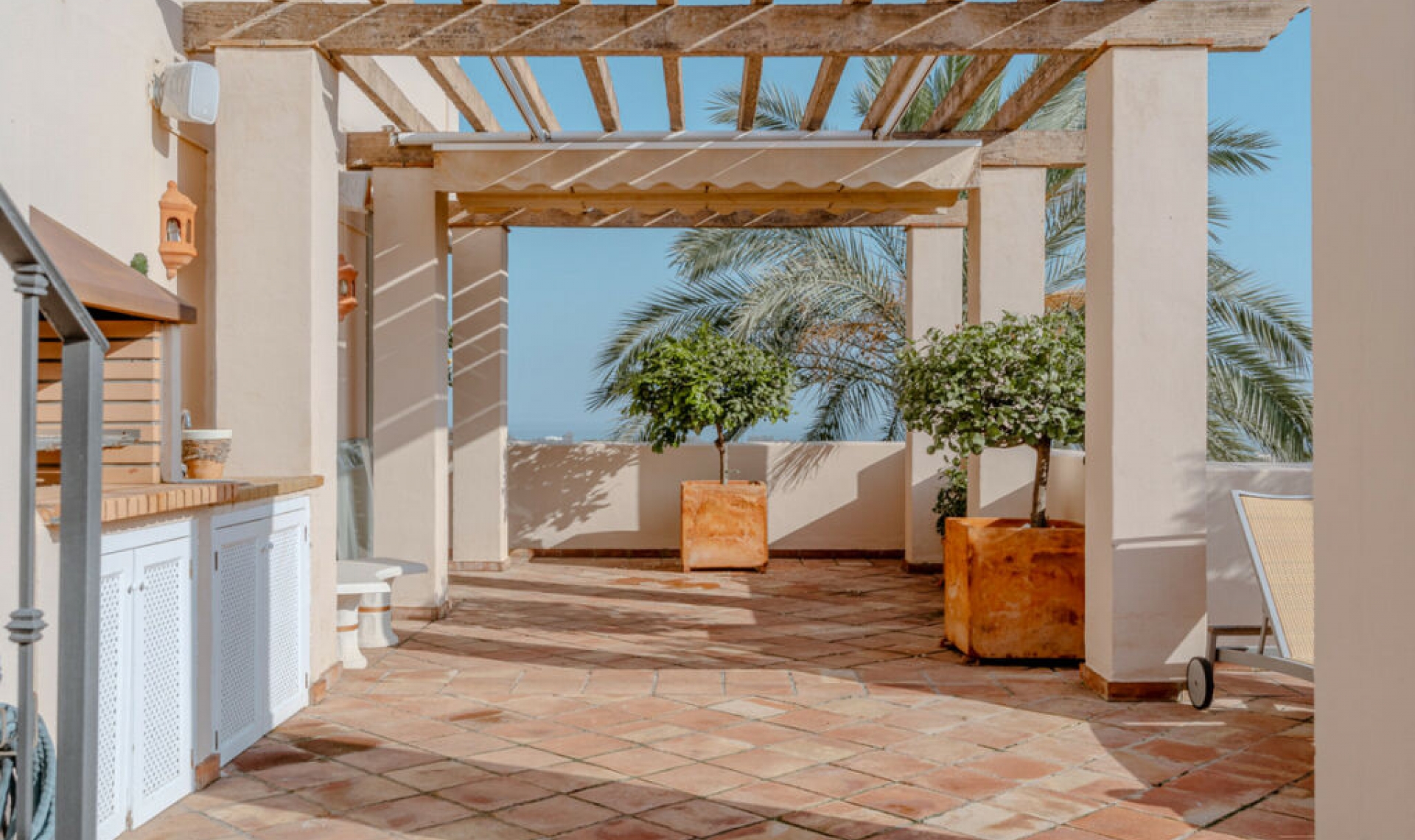 Resale - Apartment -
Estepona