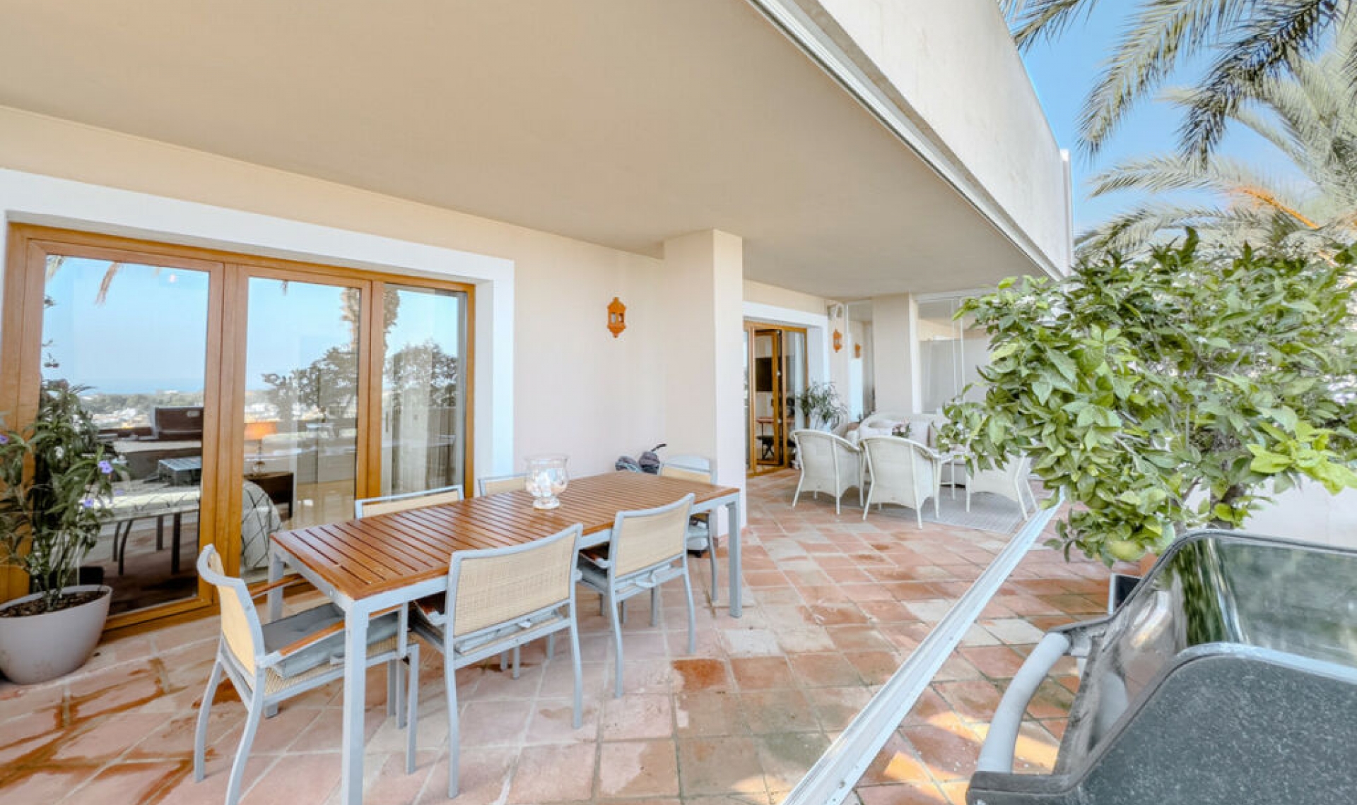 Resale - Apartment -
Estepona