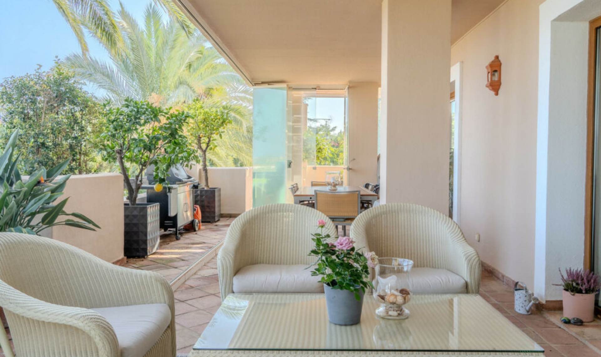 Resale - Apartment -
Estepona