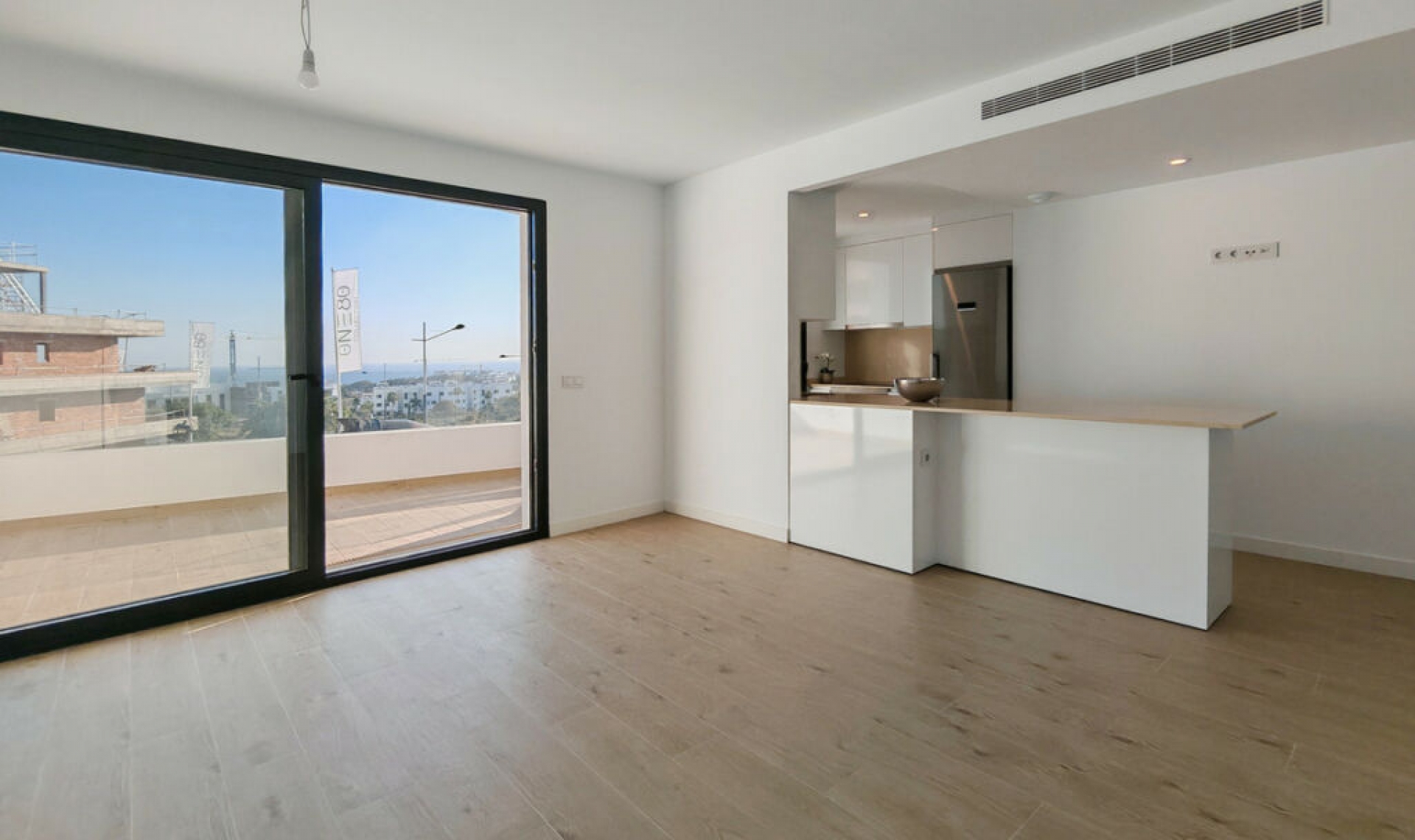 Resale - Apartment -
Estepona