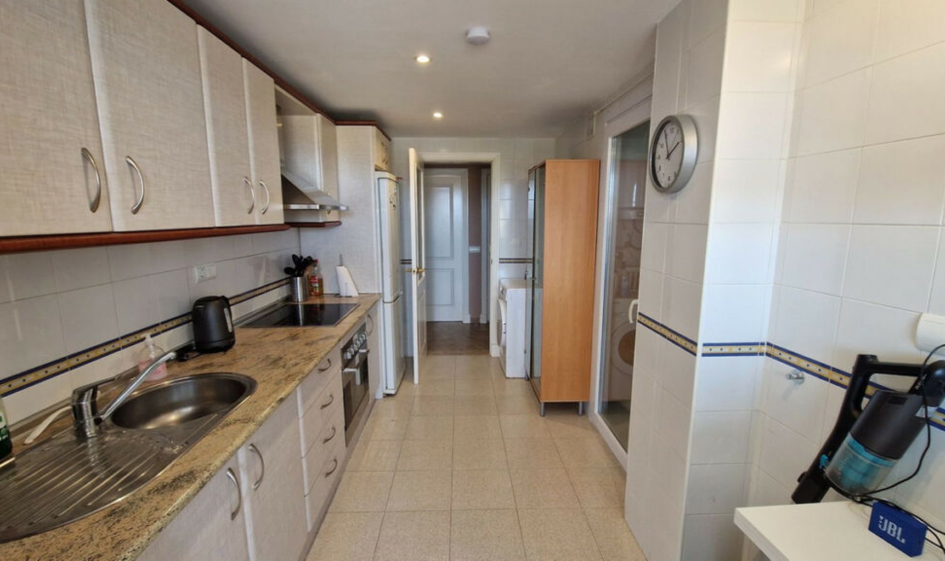 Resale - Apartment -
Estepona