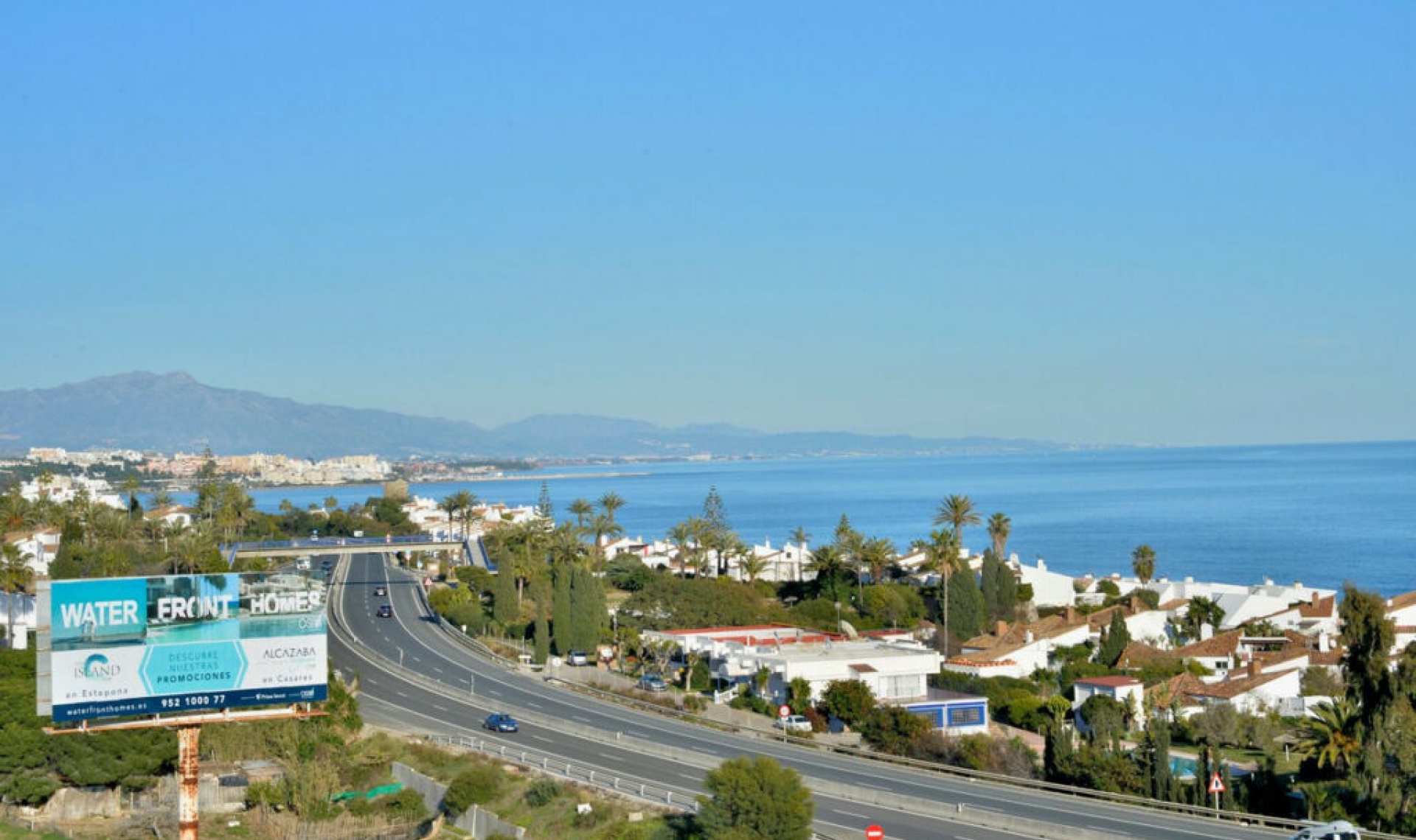 Resale - Apartment -
Estepona