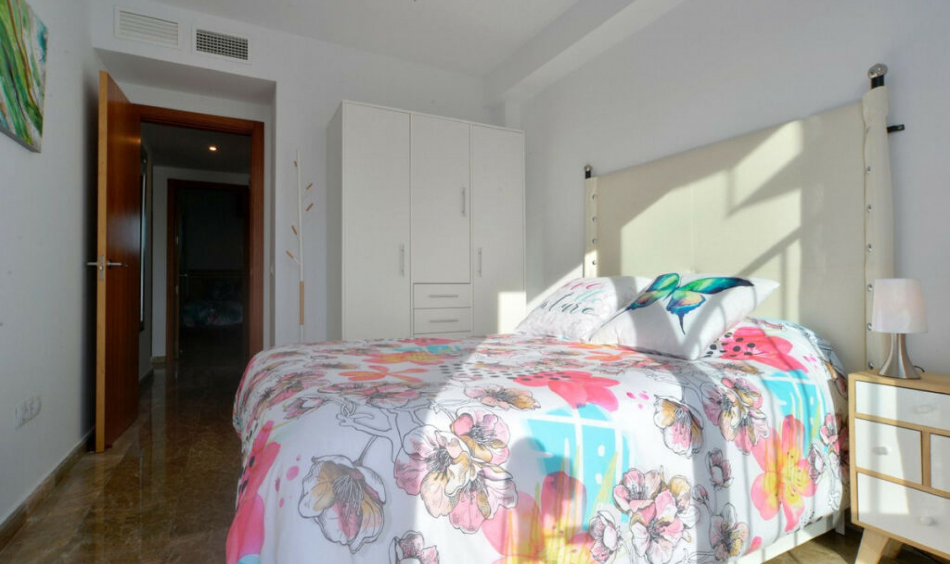 Resale - Apartment -
Estepona