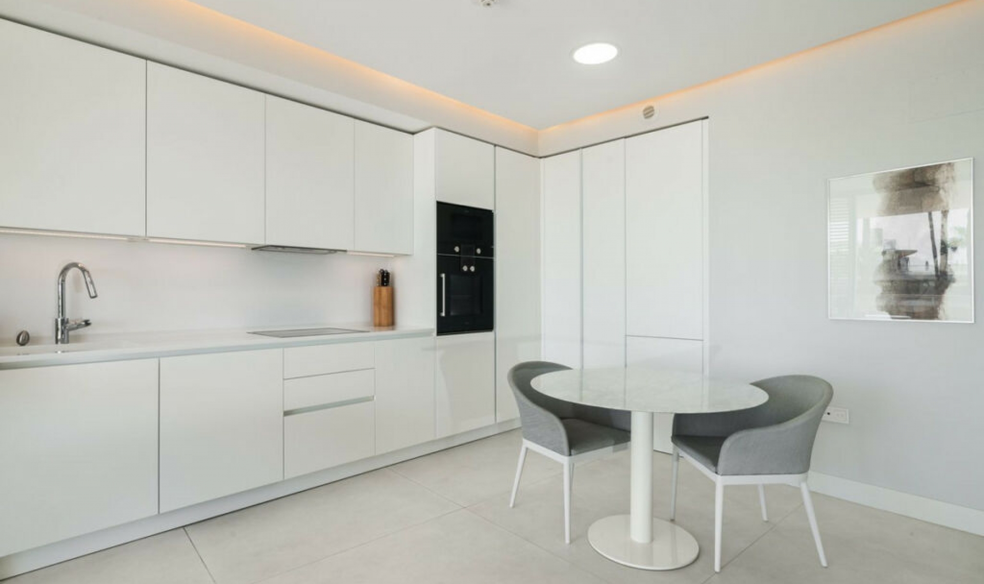 Resale - Apartment -
Estepona
