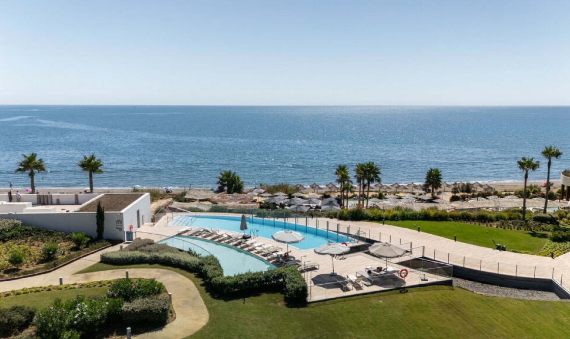 Resale - Apartment -
Estepona