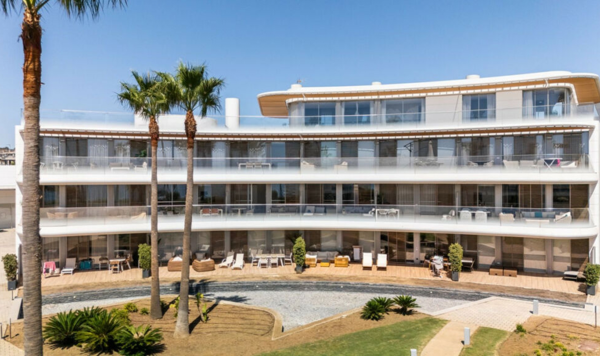 Resale - Apartment -
Estepona