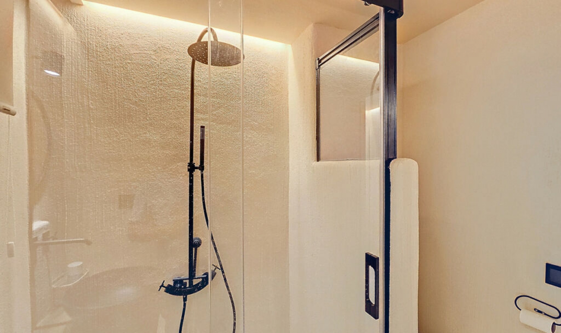 Resale - Apartment -
Estepona