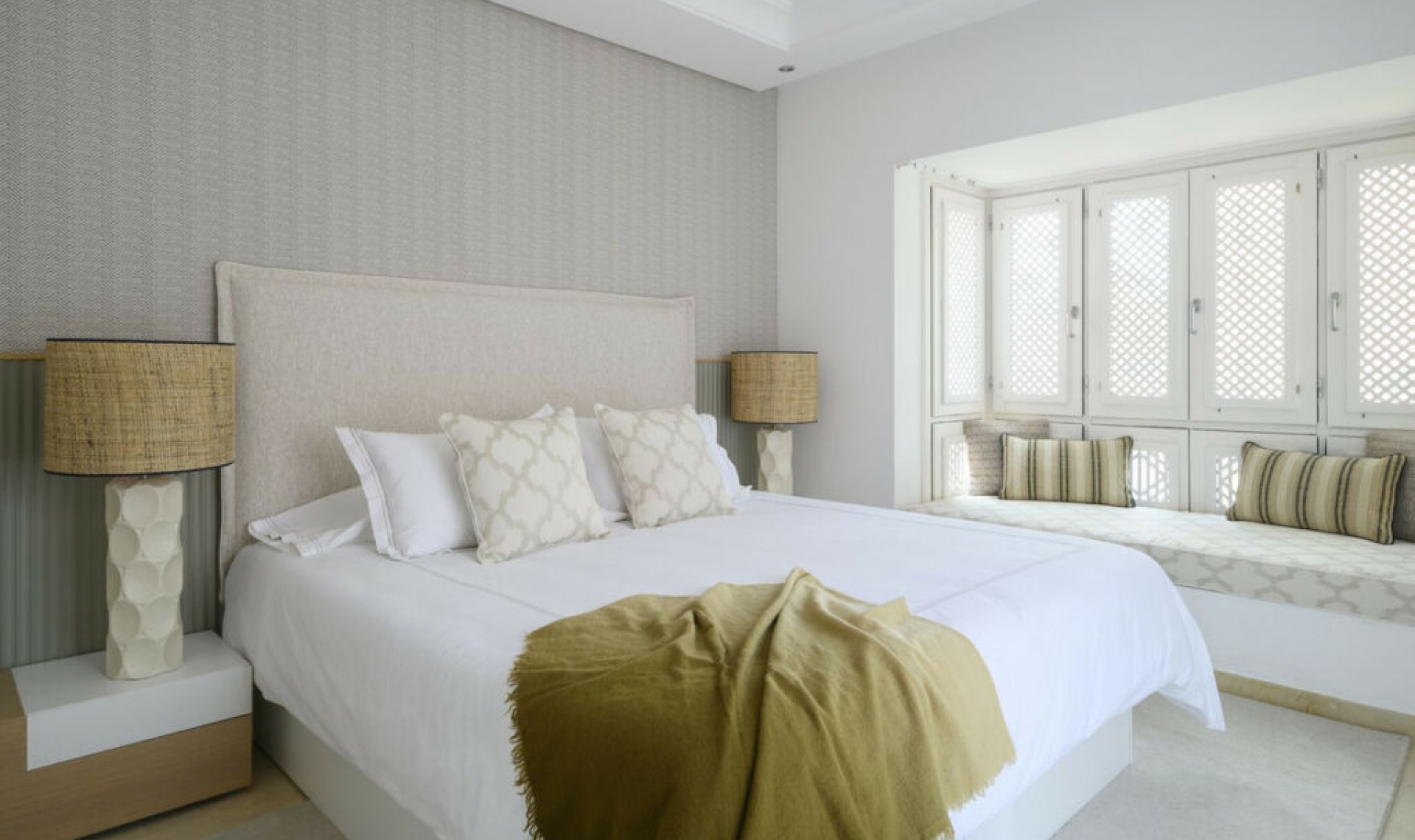 Resale - Apartment -
Estepona