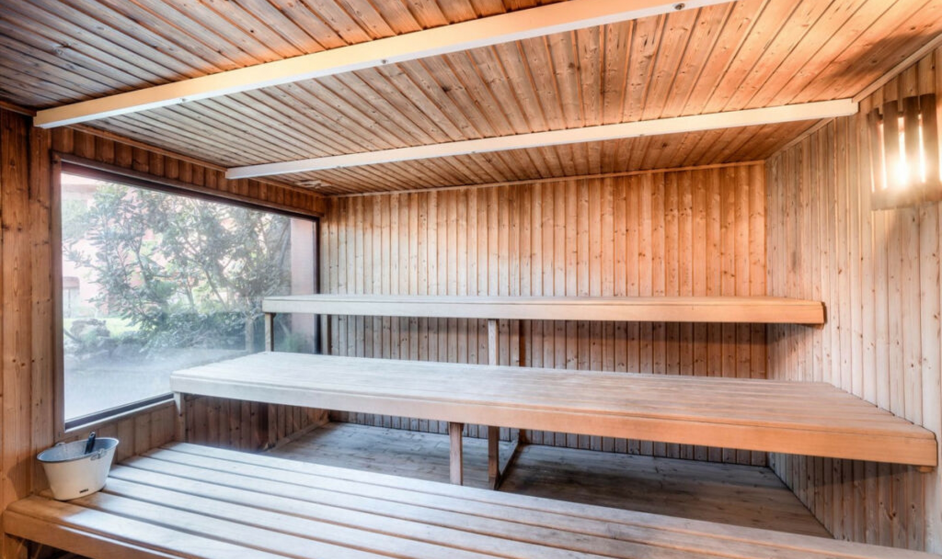 Resale - Apartment -
Estepona