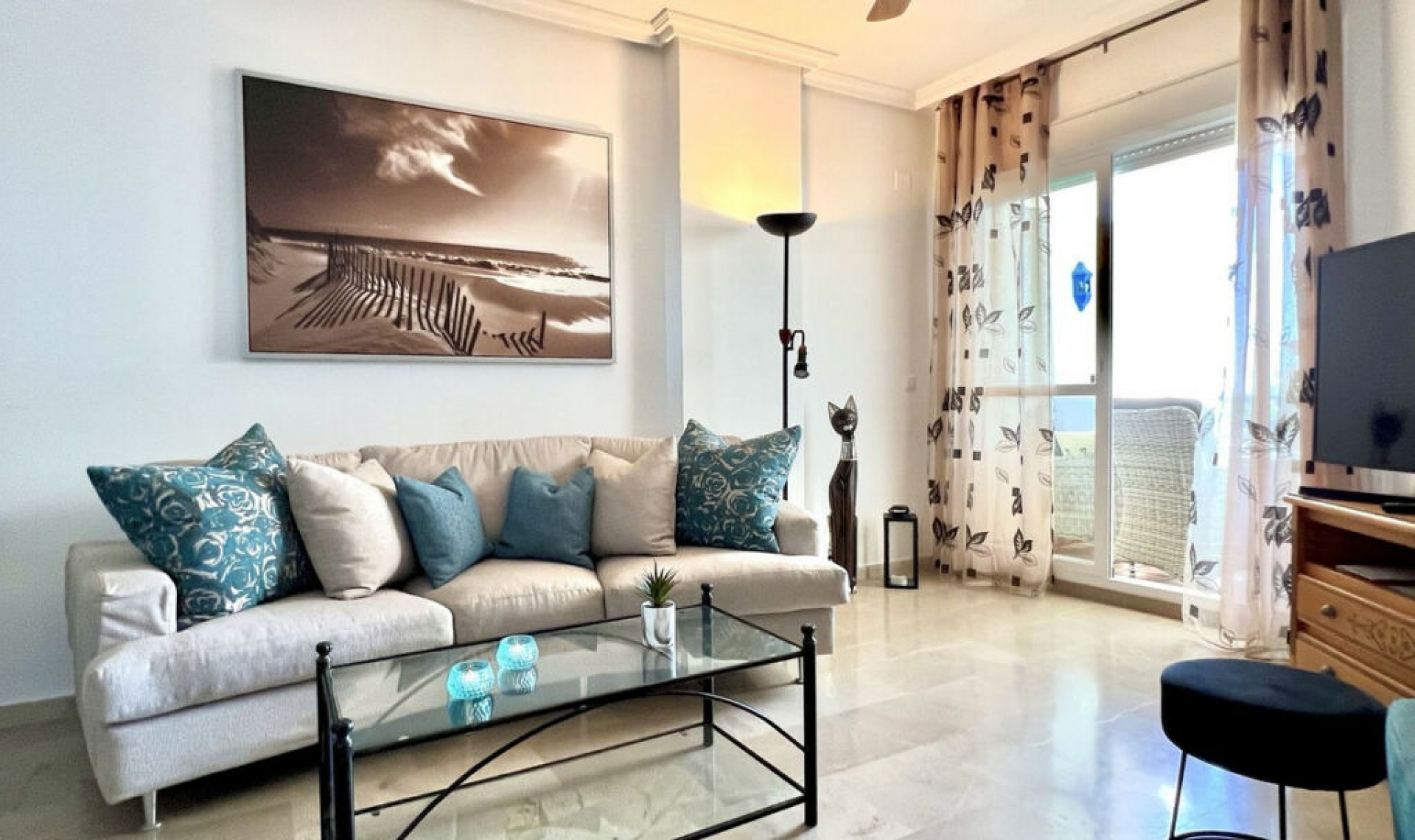 Resale - Apartment -
Estepona