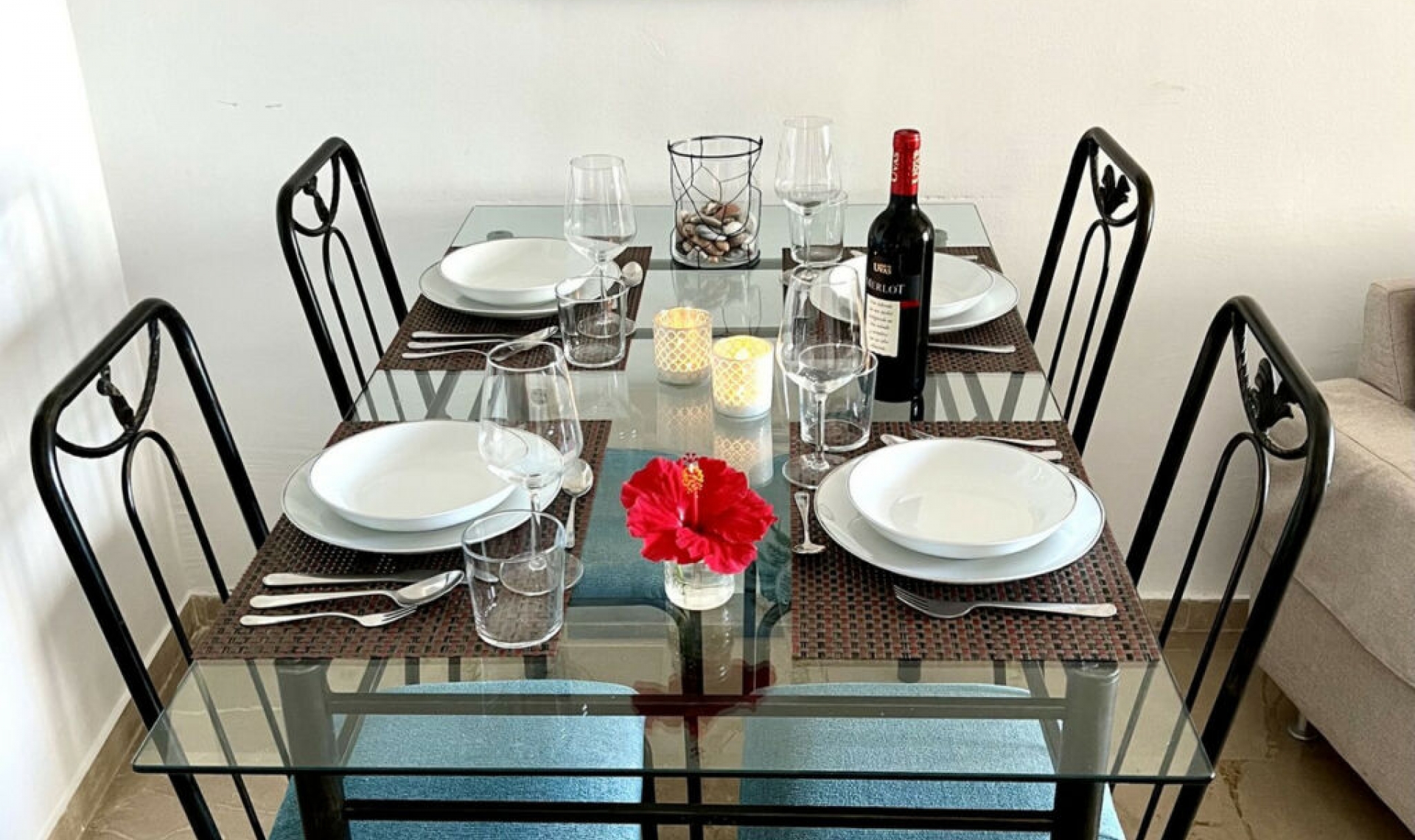 Resale - Apartment -
Estepona