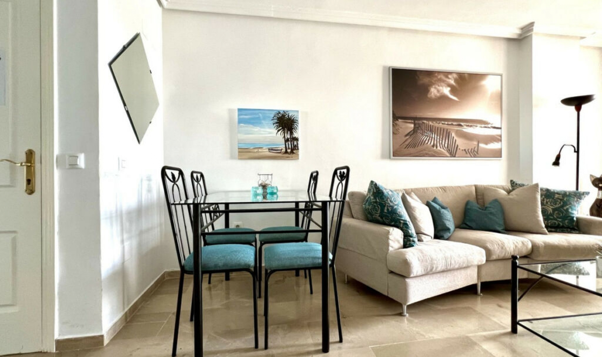 Resale - Apartment -
Estepona