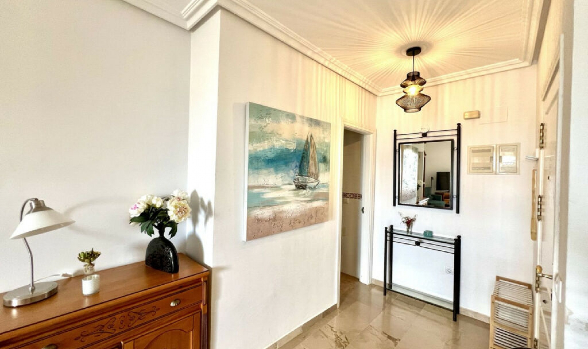 Resale - Apartment -
Estepona
