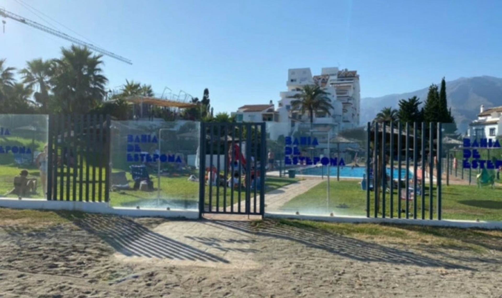 Resale - Apartment -
Estepona
