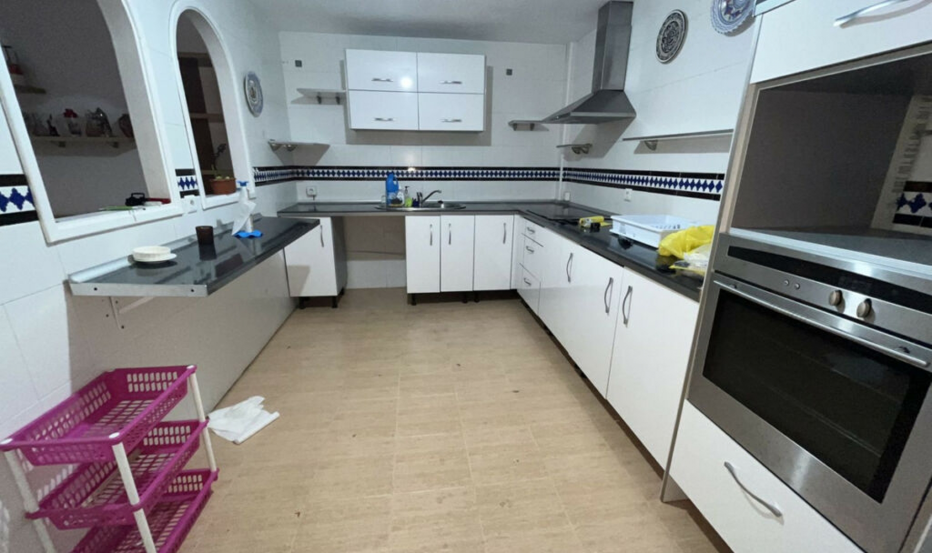 Resale - Apartment -
Estepona