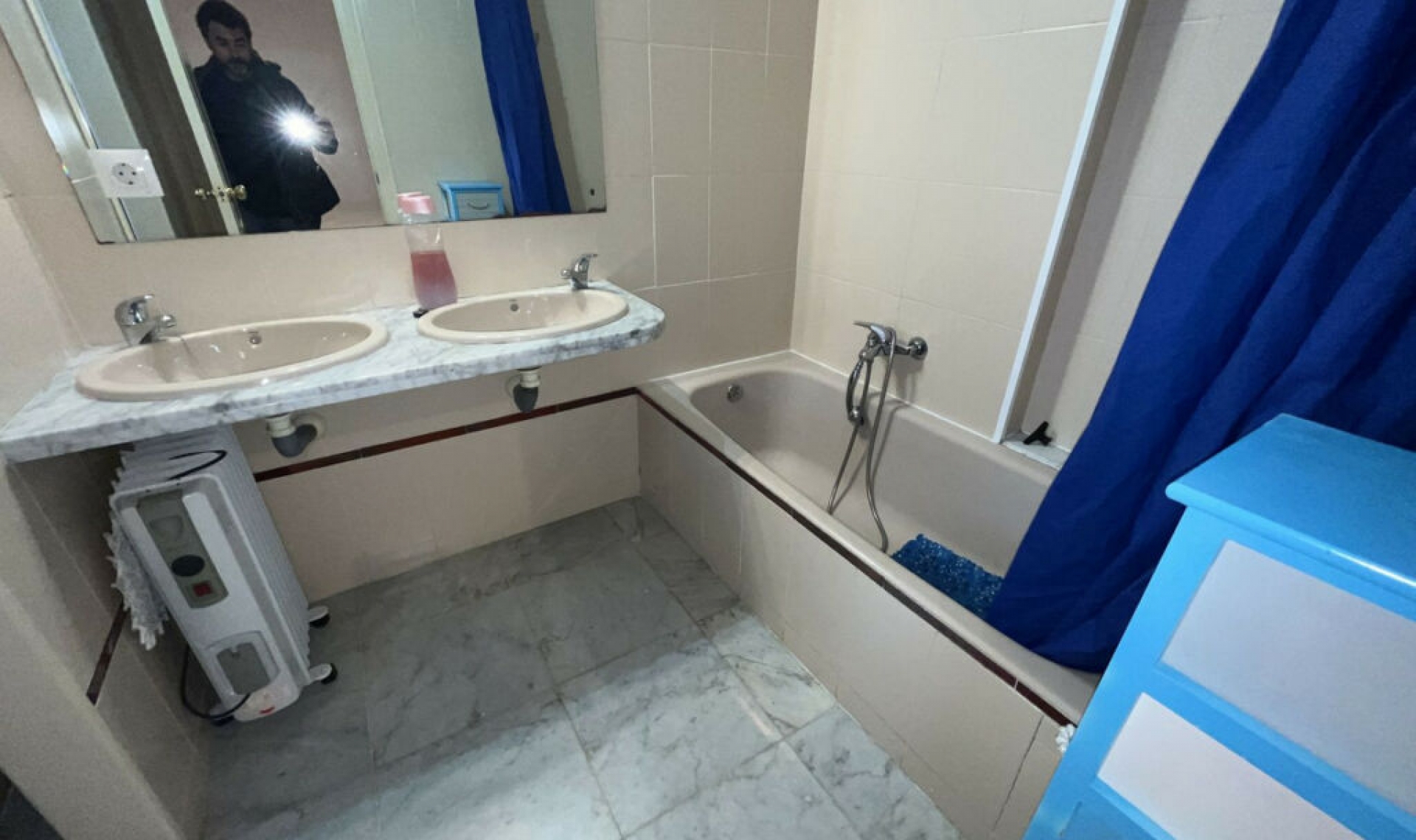 Resale - Apartment -
Estepona