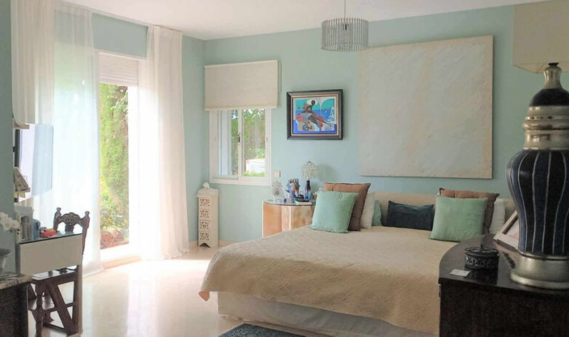 Resale - Apartment -
Estepona