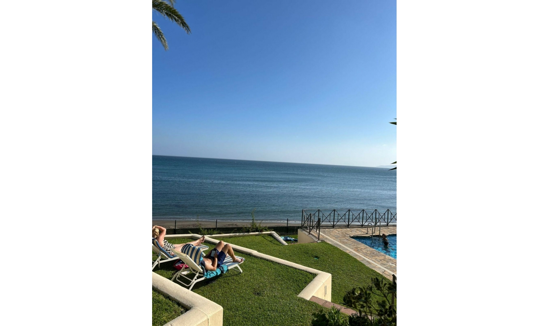 Resale - Apartment -
Estepona