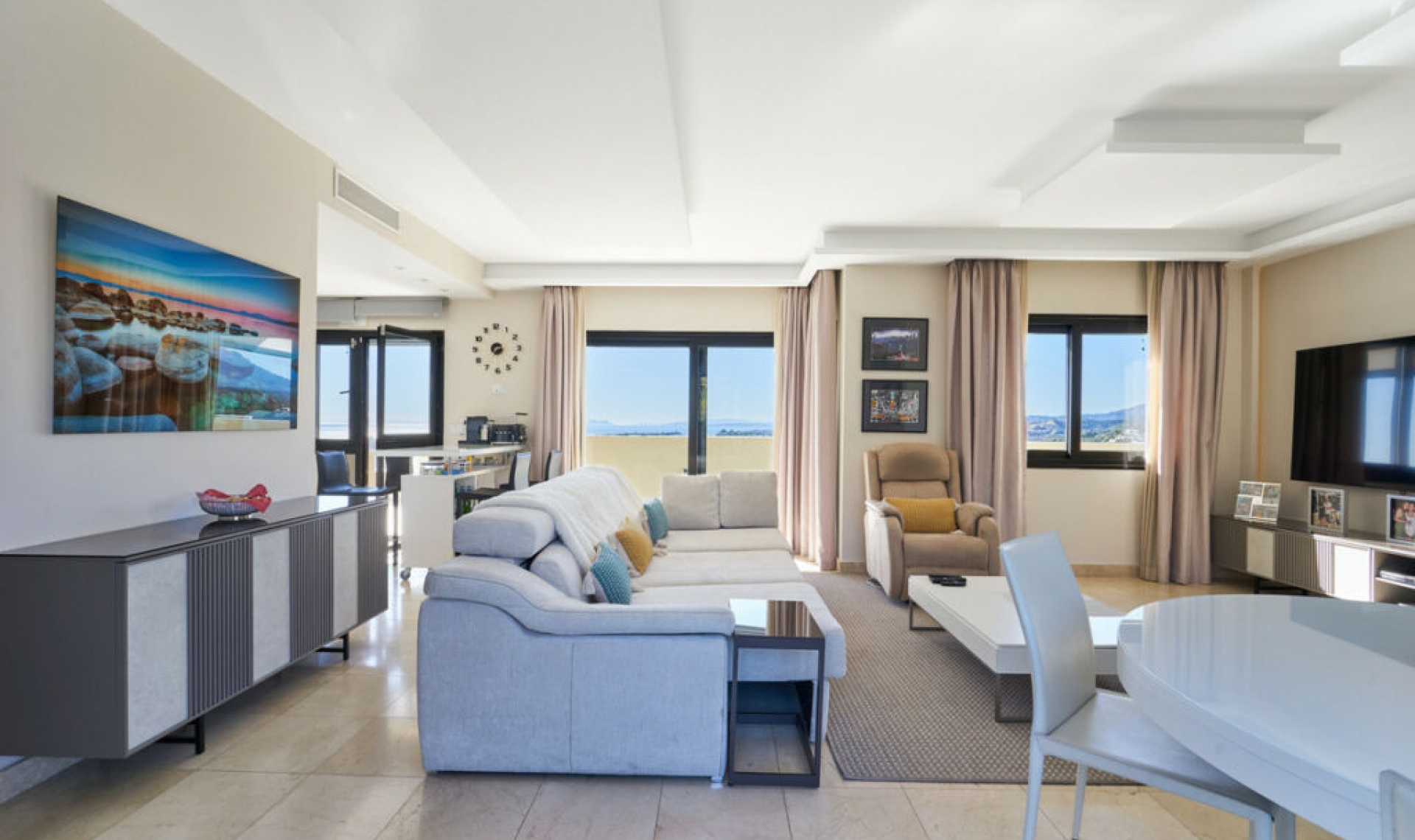 Resale - Apartment -
Estepona