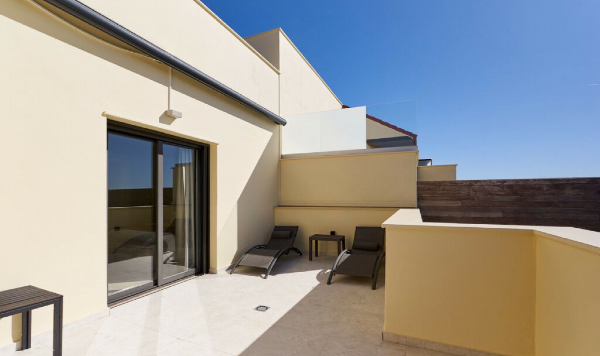 Resale - Apartment -
Estepona