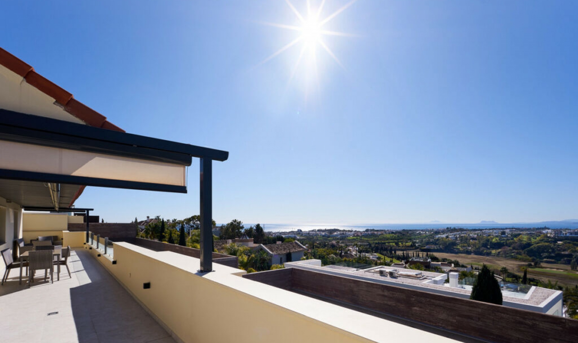 Resale - Apartment -
Estepona