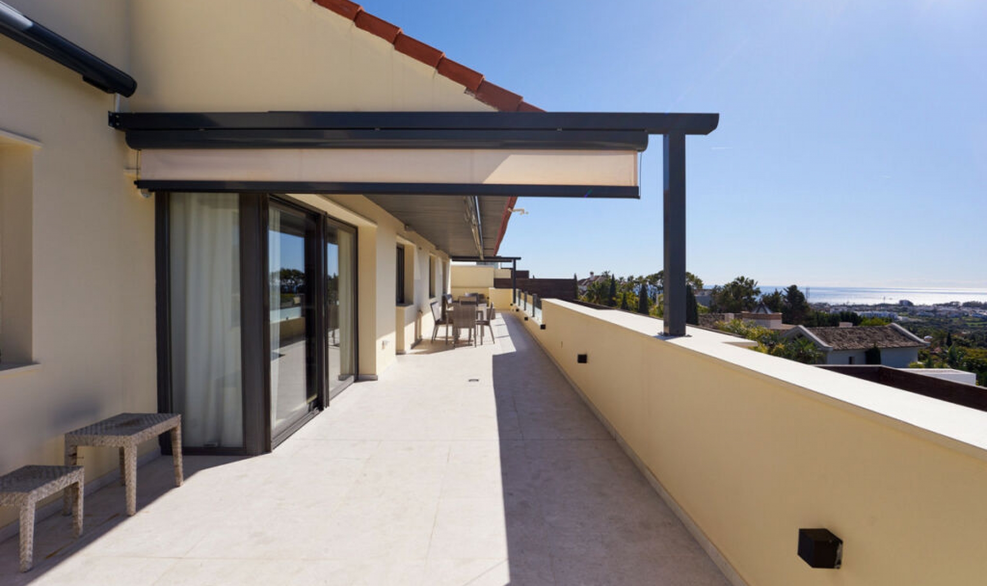 Resale - Apartment -
Estepona