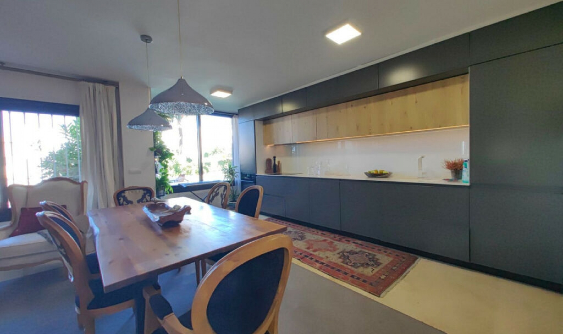 Resale - Apartment -
Estepona