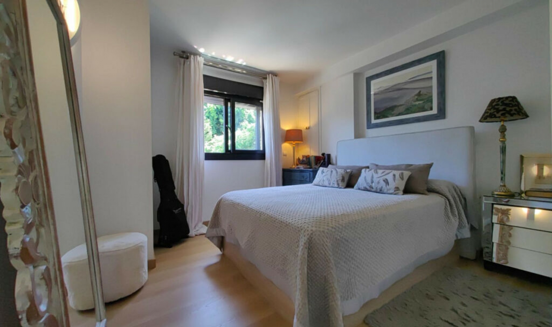 Resale - Apartment -
Estepona